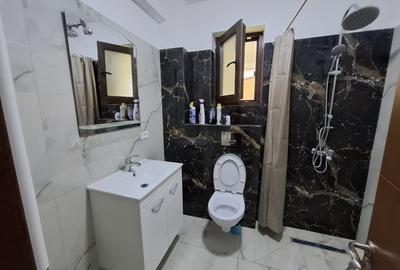 Apartament cu 2 camere decomandat în Apărătorii Patriei - 1