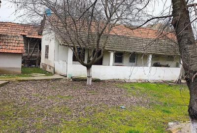 Casă cu 5 camere cu Teren 1600 Mp în Afumați - 1