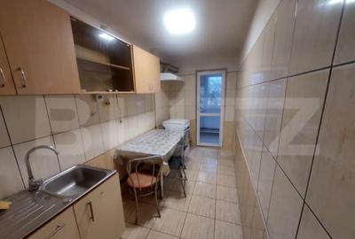 Apartament cu 3 camere decomandat în 1 Mai - 10