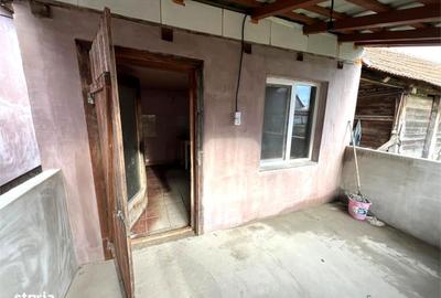 Casă cu 3 camere în Berindan - 5