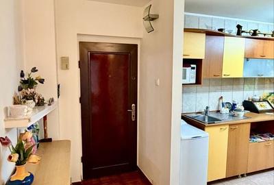 Apartament cu 2 camere decomandat în Central - 4