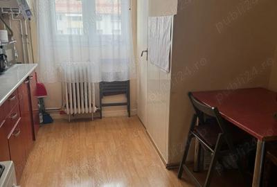 Apartament de vanzare - 3