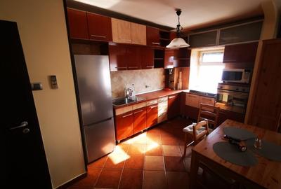 Apartament cu 4 camere decomandat în Ultracentral
