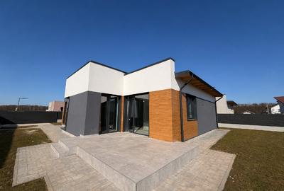 Casă individuală cu 4 camere cu Canalizare în Balotești - 3