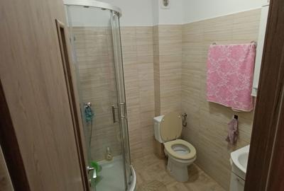 Apartament cu 3 camere decomandat în Florești - 2