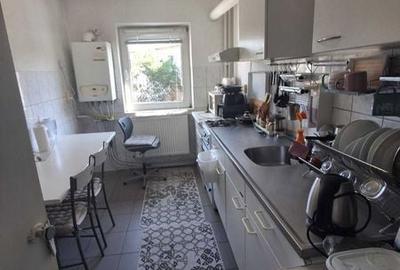 Apartament cu 4 camere decomandat în Burdujeni - 2
