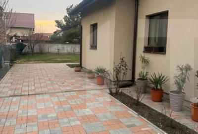 Casă cu 3 camere cu Teren 620 Mp în Săcălaz