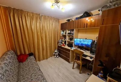 Apartament cu 3 camere în 1 Decembrie 1918 - 3