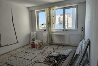 Apartament cu 2 camere semidecomandat în Tomis II - 2