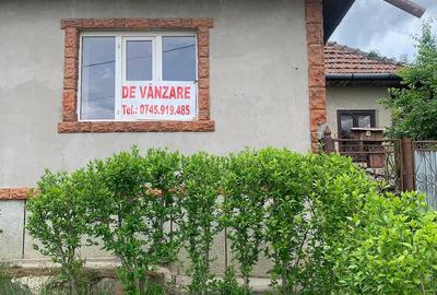 Casă cu Teren 450 Mp în Central - 4