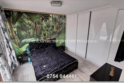 Casă cu 5 camere cu Teren 540 Mp în Km 5 - 27