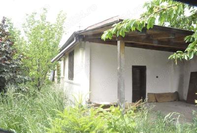 Casa de vanzare cu posibilitate de privatizare - 2