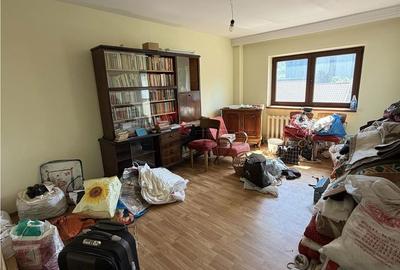 Apartament cu 2 camere decomandat în Cug