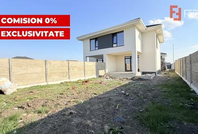 Duplex cu 4 camere cu Canalizare în Moșnița Nouă - 1