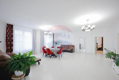 Casa cu piscina ?i garaj de vanzare in Sanmartin, B... - 15