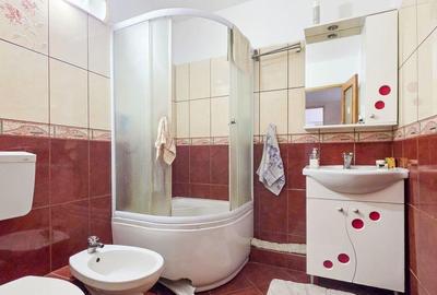 Apartament cu 3 camere semidecomandat, mobilat în Sebastian - 7