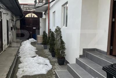 Casă cu 4 camere cu Teren 135 Mp în Central