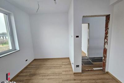 Casă cu 4 camere în Pasărea - 4