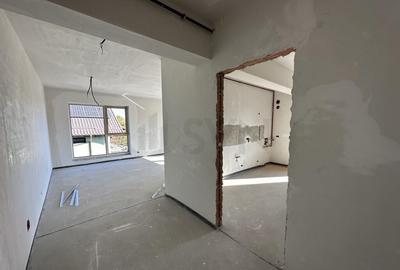 2 Camere Sisesti Bloc boutique - 5