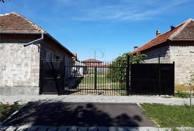 Casă cu teren generos de 1057 mp ? Ghiroda, zona centrală Casă cu teren generos de 1057 mp ? Ghiroda, zona centrală - 7