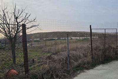 Teren Construcții intravilan de 1477 mp, în Central