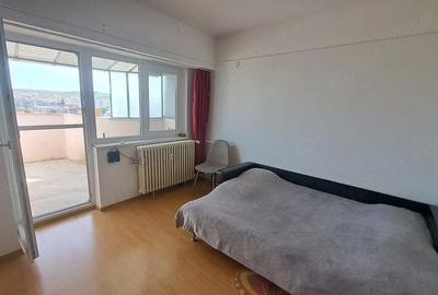 Garsonieră decomandată în Dacia - 5