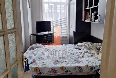 Apartament cu 4 camere decomandat în Central - 1