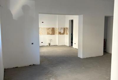 OPORTUNITATE ! Casa Mare cu Teren in Proprietate ! Icoanei - 5