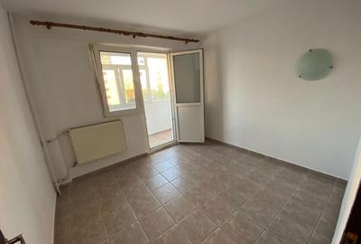 Apartament cu 3 camere decomandat în Lacul Tei - 6