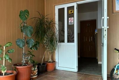 3 CAMERE // MIHAI BRAVU //2* BAI // 76 MP - 27