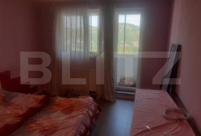 Apartament 2 camere, decomandat, zona Manastur