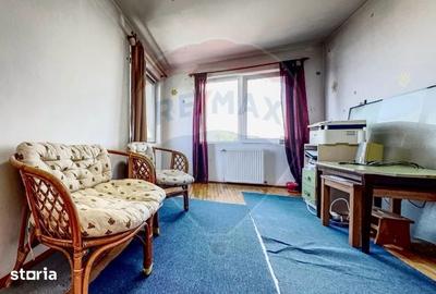 Casă cu 6 camere cu Teren 638 Mp în Pădureni - 9