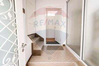 Apartament cu 4 camere în Centrul Istoric