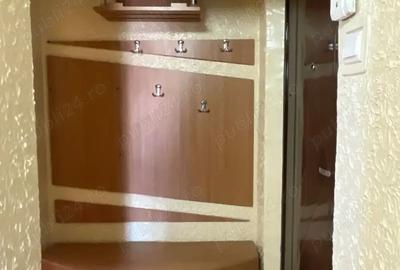 Apartament cu 3 camere decomandat în Central - 2