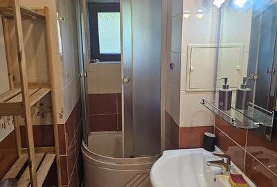 Apartament semidecomandat în Muncii