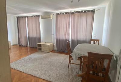 Apartament cu 3 camere, doua bai, Copou, Gaudeamus - 1