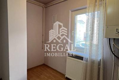 Apartament cu 4 camere decomandat în Bunești - 9