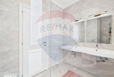 Casă cu 5 camere cu Teren 327 Mp în Central - 3