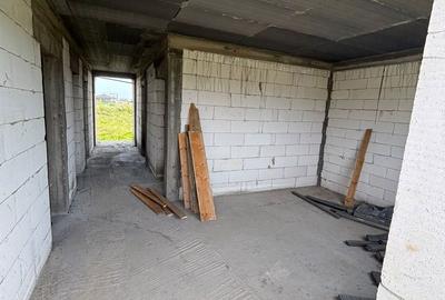 Casă cu 4 camere în Plaiul Vulcanești - 5