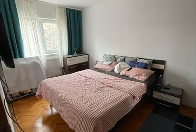 Apartament cu 3 camere semidecomandat, mobilat în Lipovei - 1