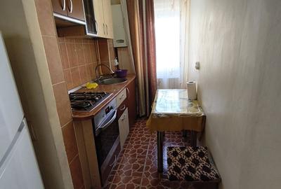 Garsonieră decomandată în Central - 4