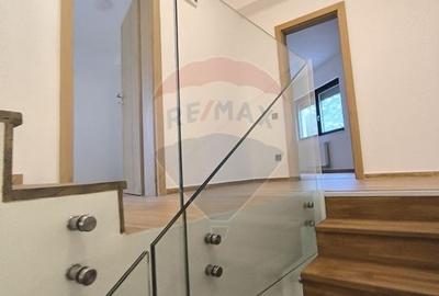Casă cu 12 camere cu Teren 540 Mp în Mărăști - 41