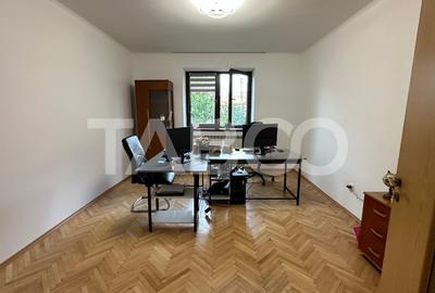 Casa individuala 8 camere curte libera 300mp zona Calea Poplacii Sibiu - 12