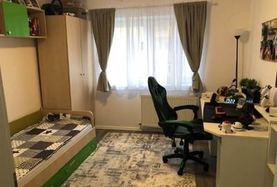 Apartament cu 3 camere decomandat în Ștrand - 5
