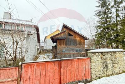 Casă cu 4 camere cu Teren 694 Mp în Central - 14