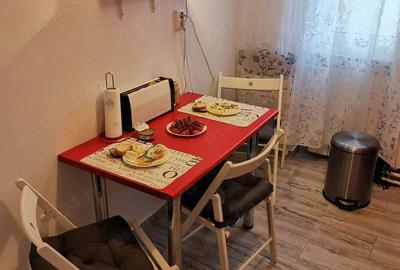 Apartament cu 2 camere decomandat în Orizont - 4