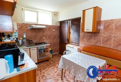 Casă cu 3 camere cu Teren 500 Mp în E3 - 9