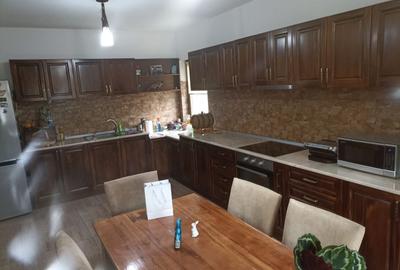 Casă individuală cu 6 camere cu Teren 650 Mp în Bercu Roșu - 11