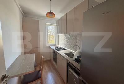 Apartament 2 camere, 56 mp, parcare, zona Poligon - 1