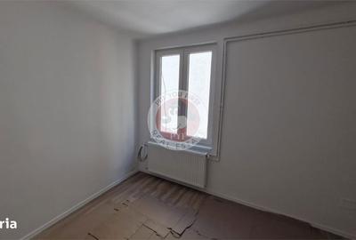 Apartament cu 2 camere semidecomandat în Romană - 4